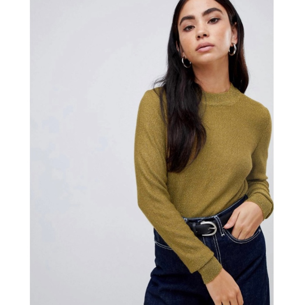 b. Young Nabeo Jumper Sweater